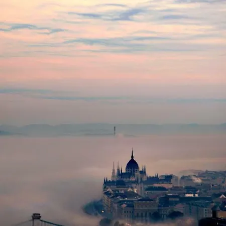 Diamond - Bimbam Bajza Boedapest